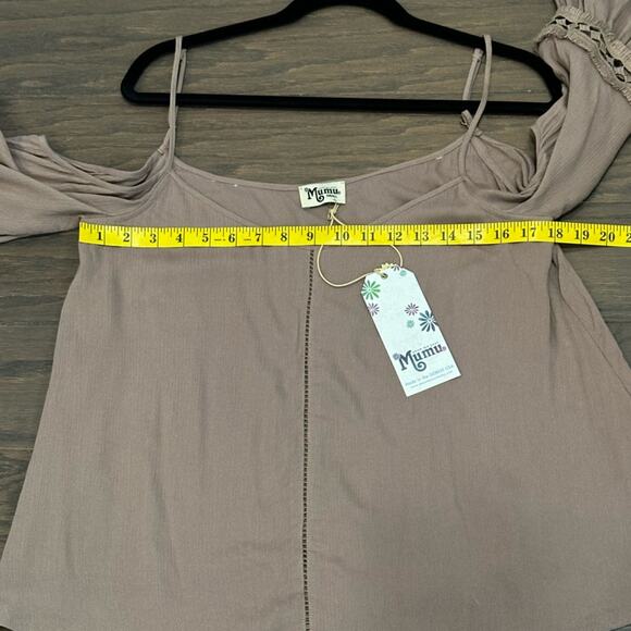 Show Me Your Mumu Boho Cold Shoulder Dune Tucker Top Size Small NWT - Picture 5 of 6